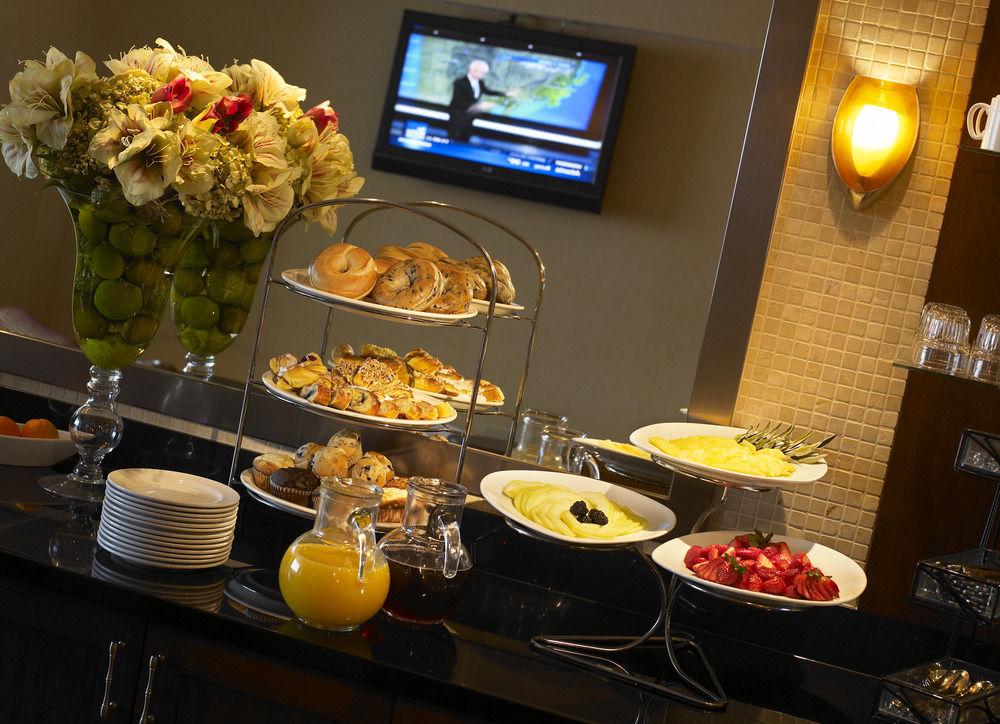 Wyndham Cleveland Airport Ξενοδοχείο Εξωτερικό φωτογραφία